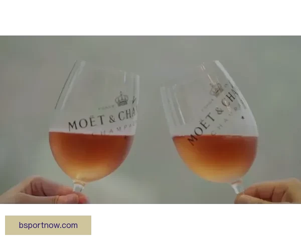 尽享世界杯激情赛事直播全程高清呈现，助你不错过每一刻精彩瞬间